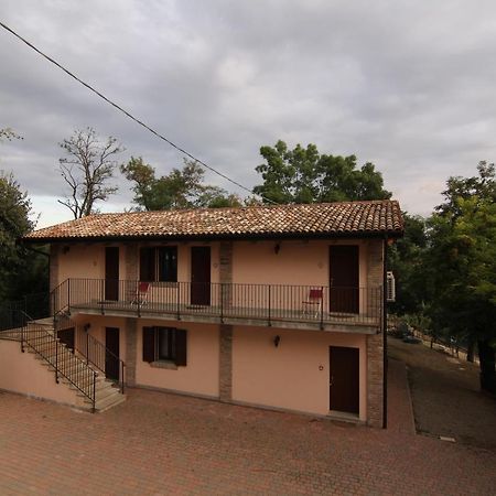 Agriturismo Ca' Isotta Castello di Serravalle Exterior foto